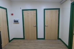 Tu mewn i'r Ganolfan Goetir - Hallway