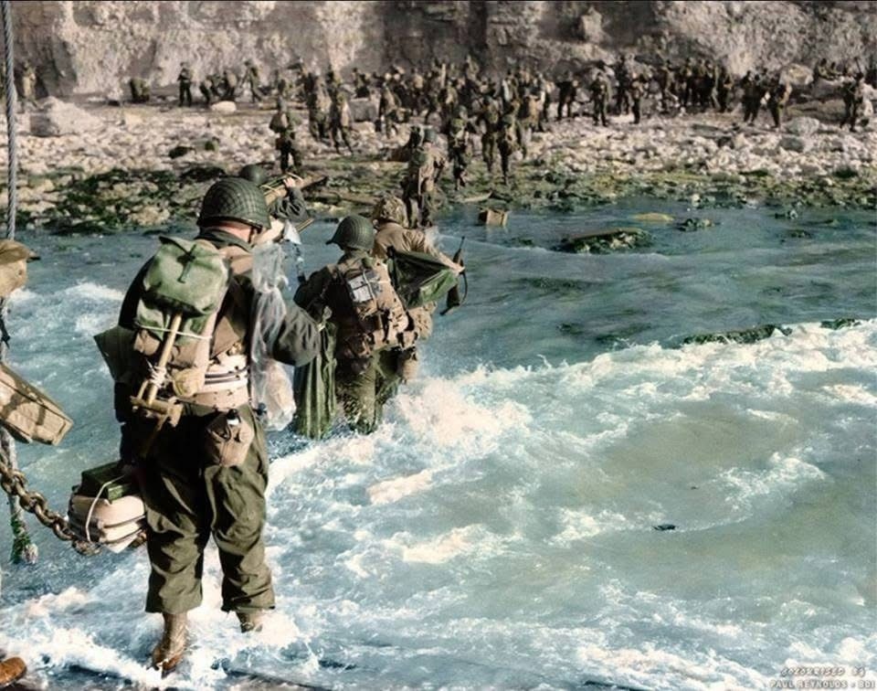 US 5th Engineers Special Brigade on Omaha Beach